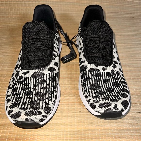 Athletics Works Women's Comfort Low Vamp Slip On Sneaker NWT - Picture 2 of 8